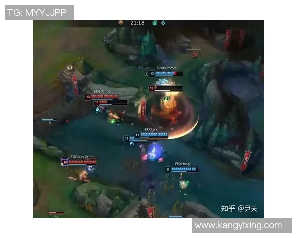 赛后分析FPX与EDG对决中的战术灵活性与应变能力探讨 赛后分析FPX与EDG对决中的战术灵活性与应变能力探讨