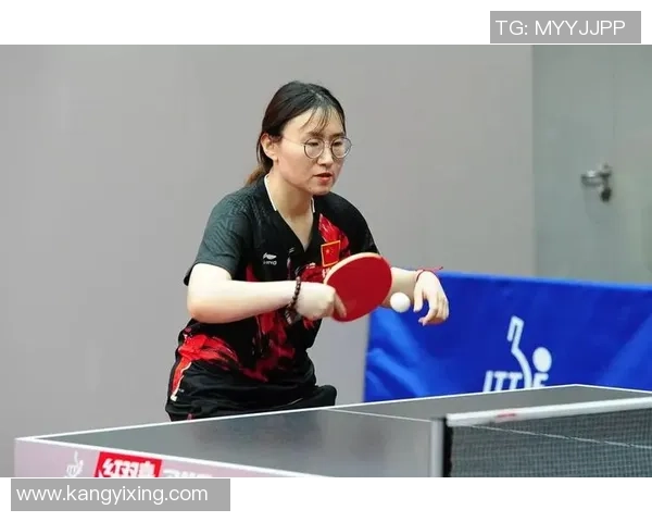 重庆排球队耐力训练揭秘:如何在赛场上展现顽强拼搏精神 重庆排球队耐力训练揭秘:如何在赛场上展现顽强拼搏精神