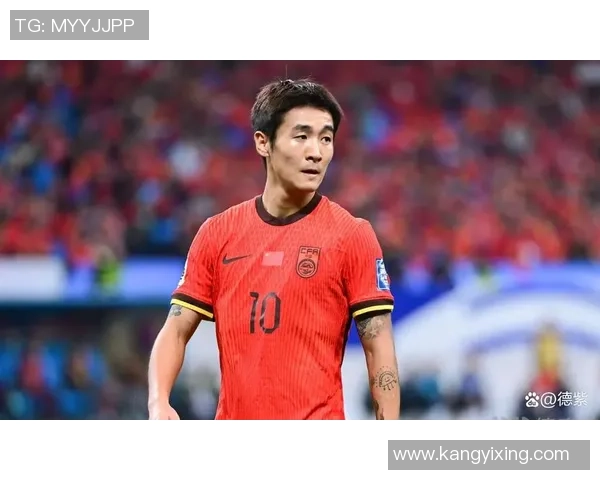 热爱健身的足球明星们如何通过锻炼提升竞技状态与个人魅力 热爱健身的足球明星们如何通过锻炼提升竞技状态与个人魅力